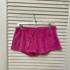 New Fluffy Lounge Shorts Size: L